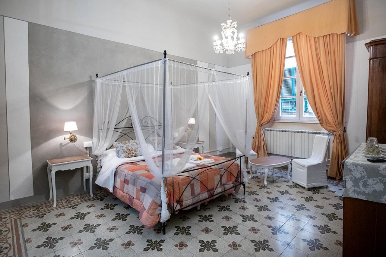 Отель Residenza Centro Storico Лукка Экстерьер фото
