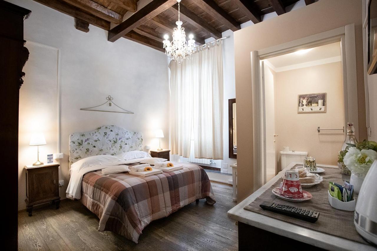Отель Residenza Centro Storico Лукка Экстерьер фото