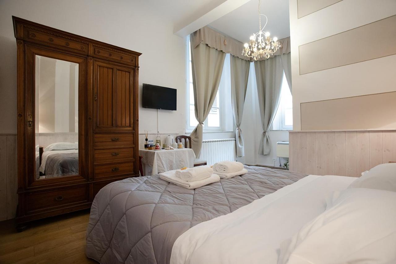 Отель Residenza Centro Storico Лукка Экстерьер фото
