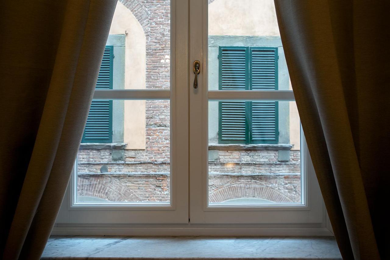 Отель Residenza Centro Storico Лукка Экстерьер фото