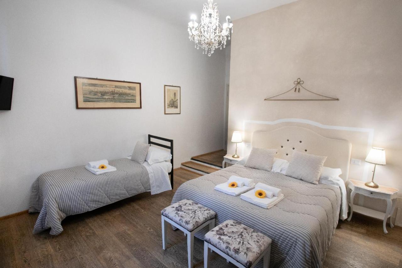 Отель Residenza Centro Storico Лукка Экстерьер фото